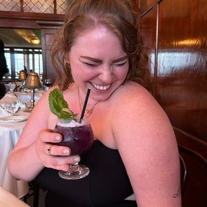 Meet your Posher, Molly